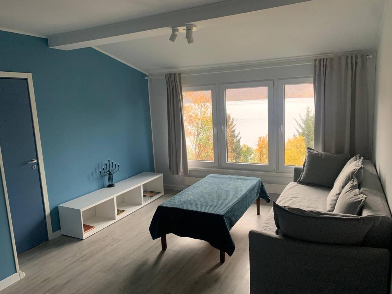 Appartamento Hus Pa Bakken Skaland Esterno foto